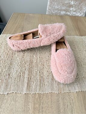 UGG Hailey Fluff Loafer Pink Sherpa Women’s Size 10